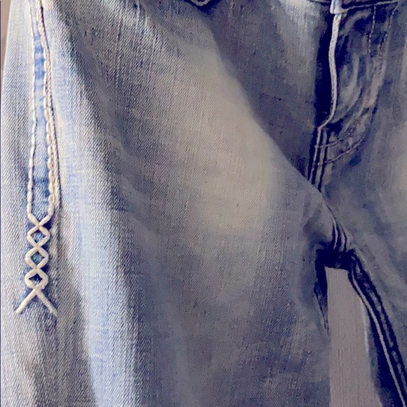 Designer Jeans - Picture 10 of 11